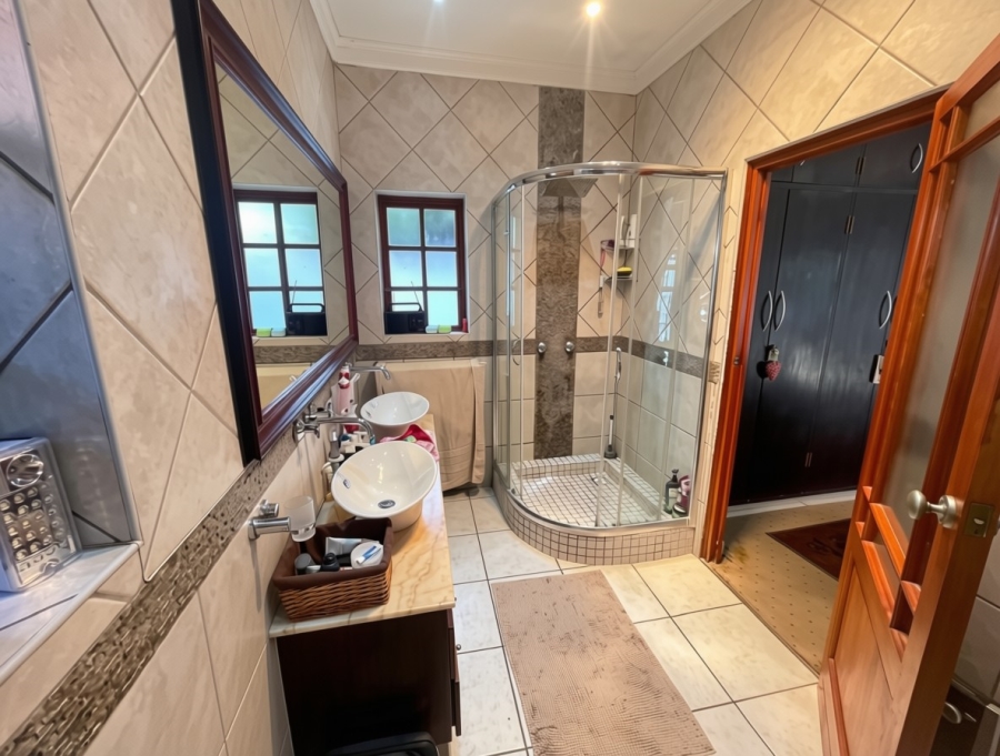 4 Bedroom Property for Sale in St Helena Free State